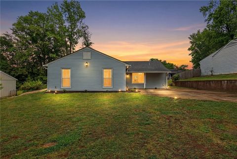 Photo of 607 Sumter Street, Greenville, SC 29617 (MLS # 20300745)