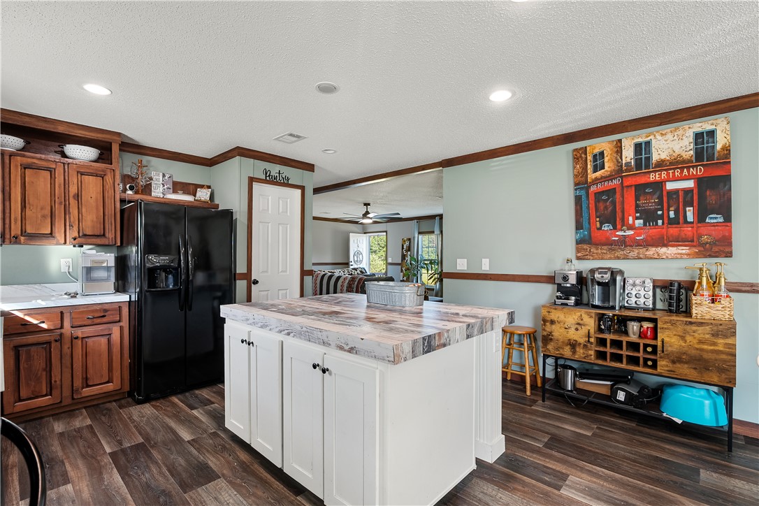 4085 Keowee Road, Honea Path, South Carolina image 11