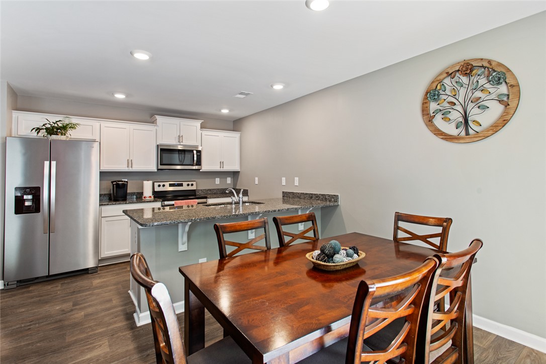 407 Oakmont Valley Trail, Seneca, South Carolina image 5