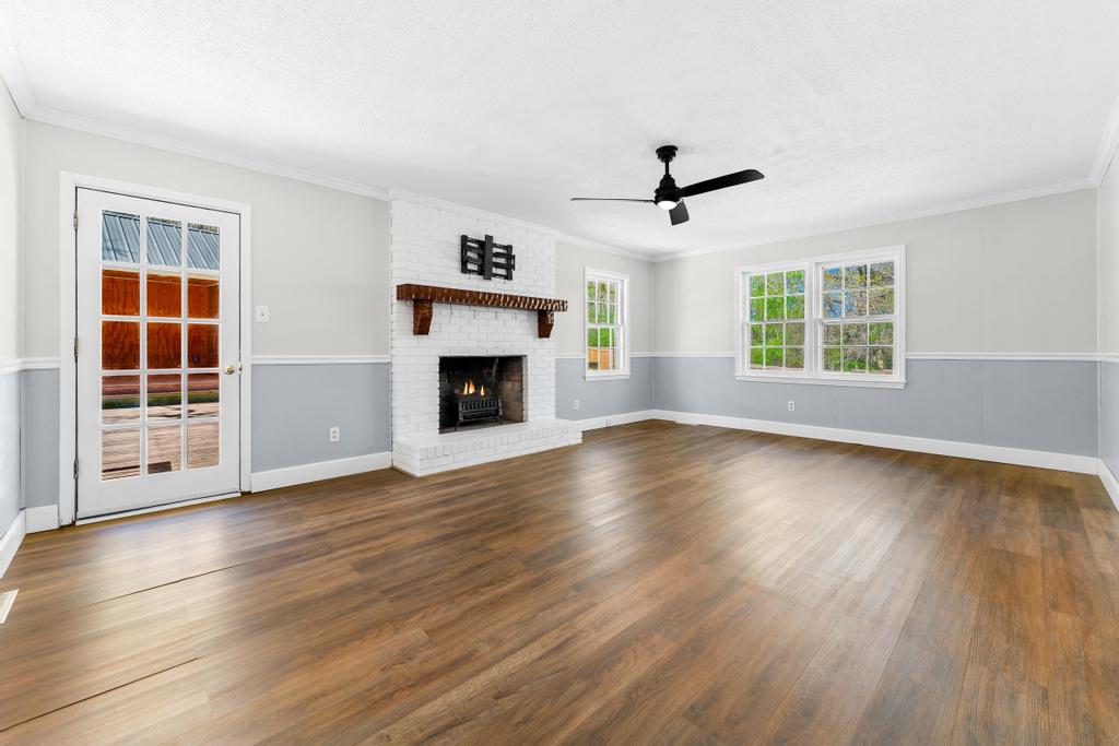 113 Woodhurst Drive, Hartwell, Georgia image 3