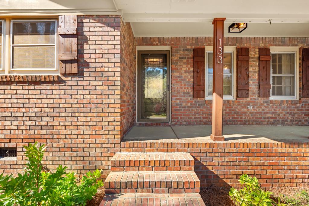 113 Woodhurst Drive, Hartwell, Georgia image 6