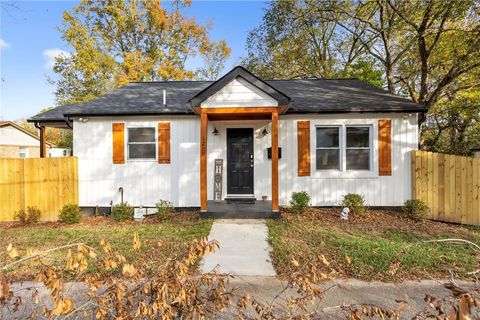 A home in Clinton