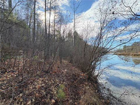 Vacant Land For Sale - 621 The Bear Boulevard<br/> Tamassee, SC 29686