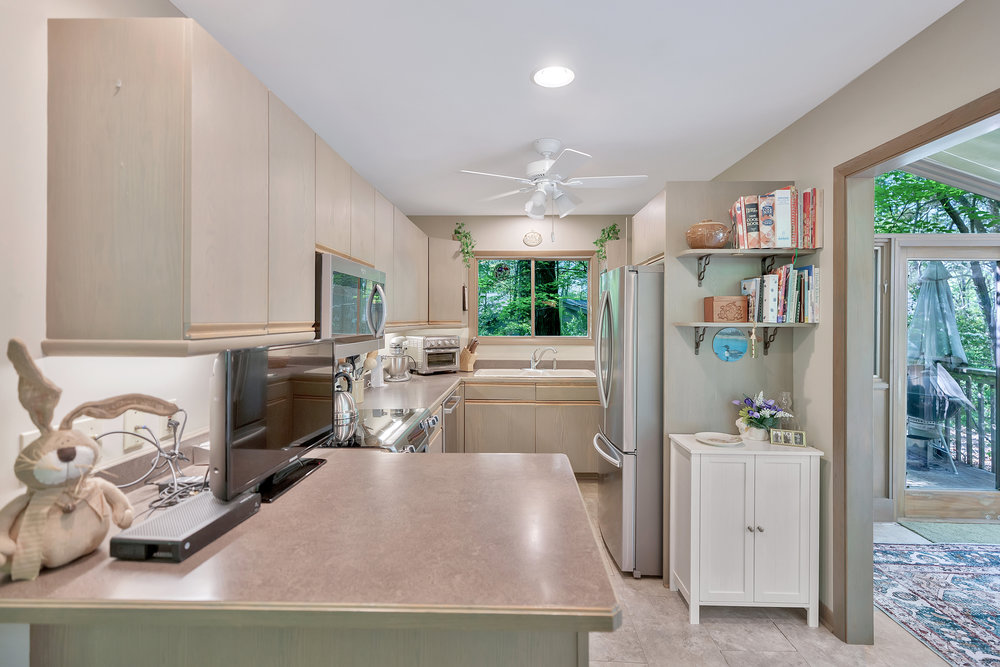 6 Crest Drive, Salem, South Carolina image 14