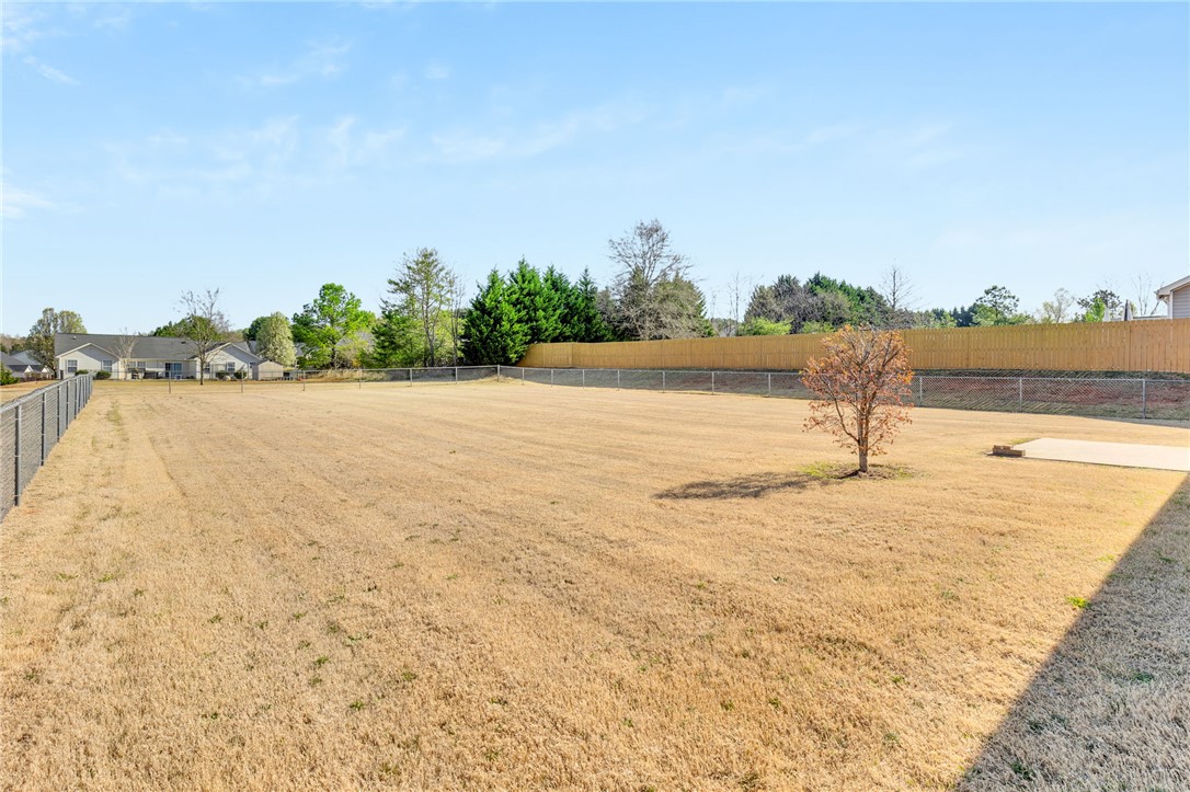 Anderson, South Carolina 29621, United States, 3 Bedrooms Bedrooms, ,2 BathroomsBathrooms,Residential,Active,177903