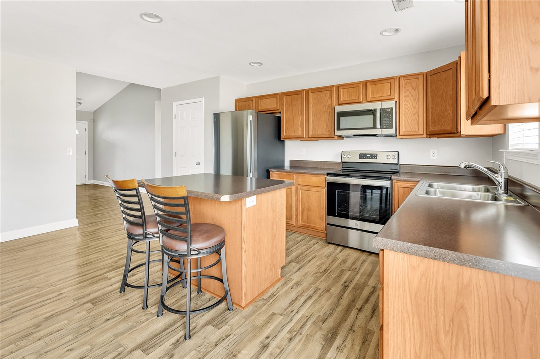 Anderson, South Carolina 29621, United States, 3 Bedrooms Bedrooms, ,2 BathroomsBathrooms,Residential,Active,177903