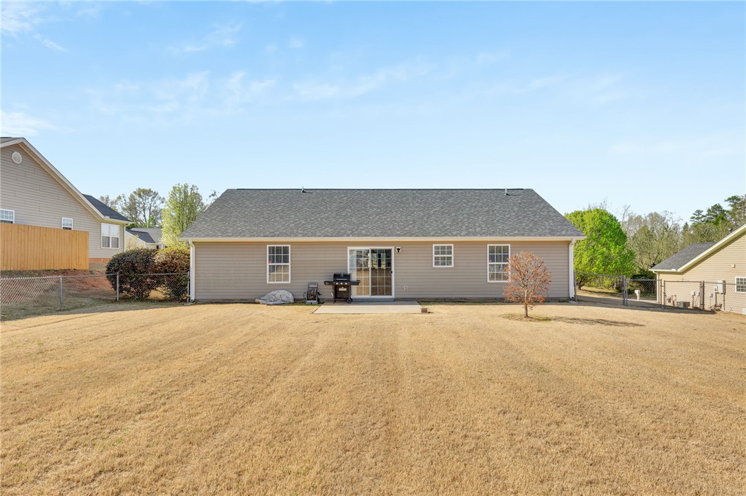 Anderson, South Carolina 29621, United States, 3 Bedrooms Bedrooms, ,2 BathroomsBathrooms,Residential,Active,177903