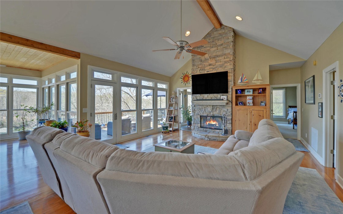 242 Reed Creek Heights Drive, Hartwell, Georgia image 12
