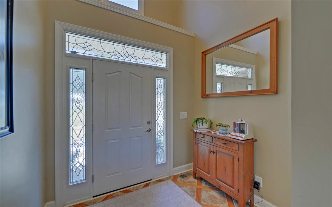 242 Reed Creek Heights Drive, Hartwell, Georgia image 4