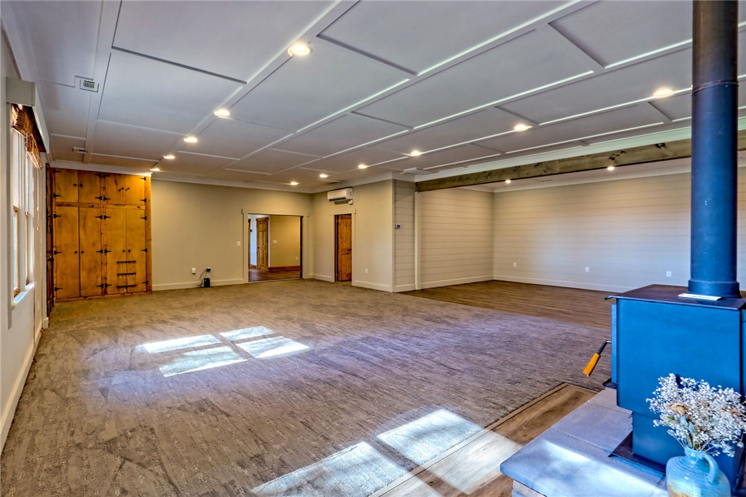 Mountain Rest, South Carolina 29664, United States, 3 Bedrooms Bedrooms, ,3 BathroomsBathrooms,Residential,Active,239961