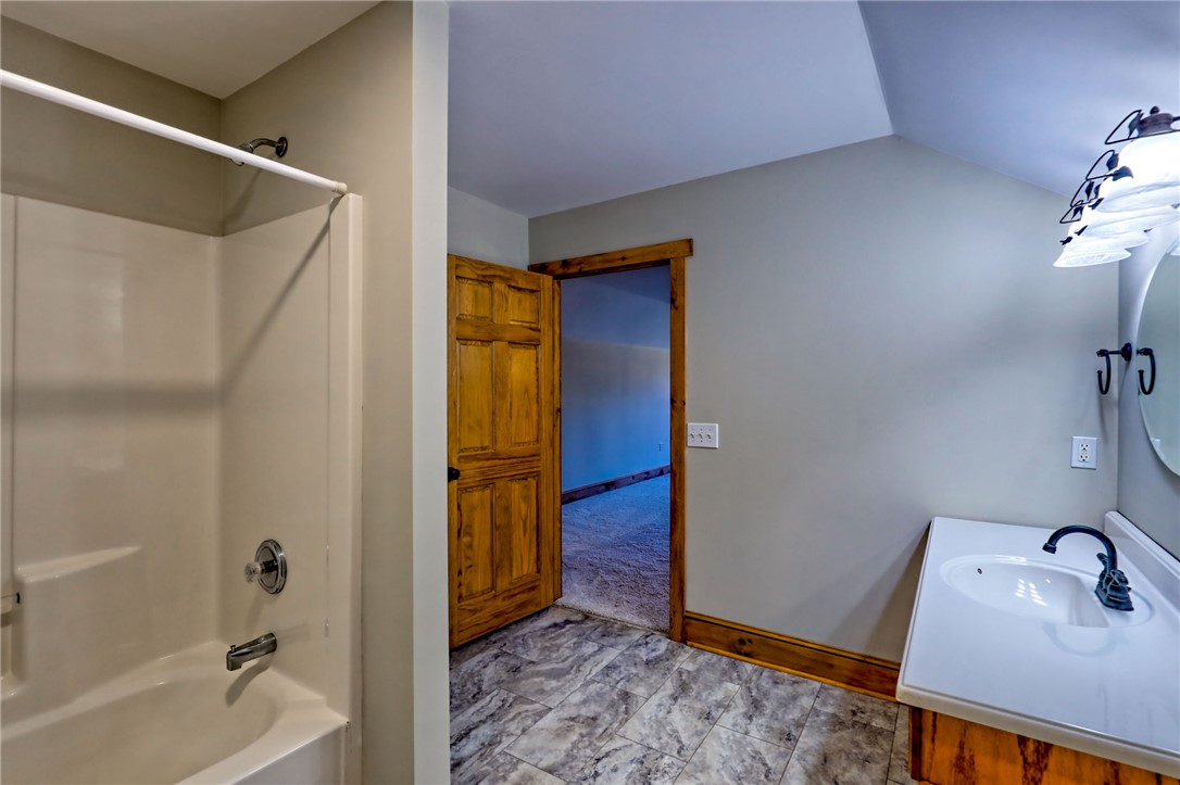 Mountain Rest, South Carolina 29664, United States, 3 Bedrooms Bedrooms, ,3 BathroomsBathrooms,Residential,Active,239961