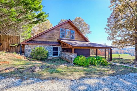 Photo of 225 Whetstone Mountain Road, Mountain Rest, SC 29664 (MLS # 20294449)