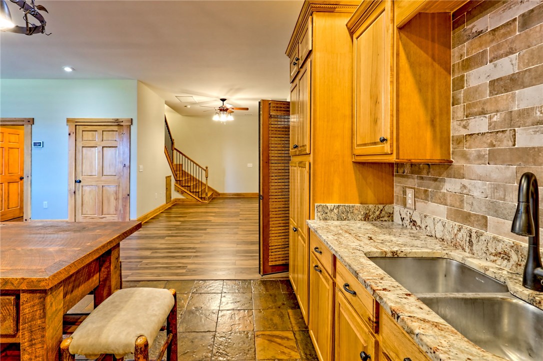 Mountain Rest, South Carolina 29664, United States, 3 Bedrooms Bedrooms, ,3 BathroomsBathrooms,Residential,Active,239961