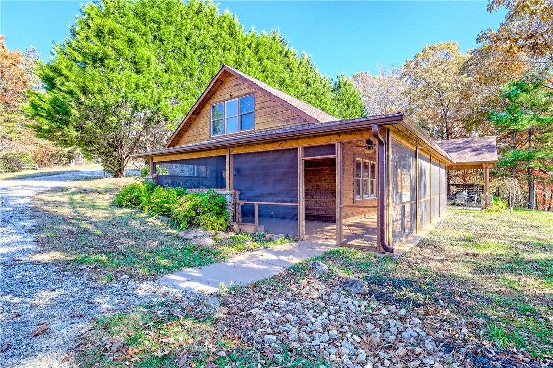 Mountain Rest, South Carolina 29664, United States, 3 Bedrooms Bedrooms, ,3 BathroomsBathrooms,Residential,Active,239961