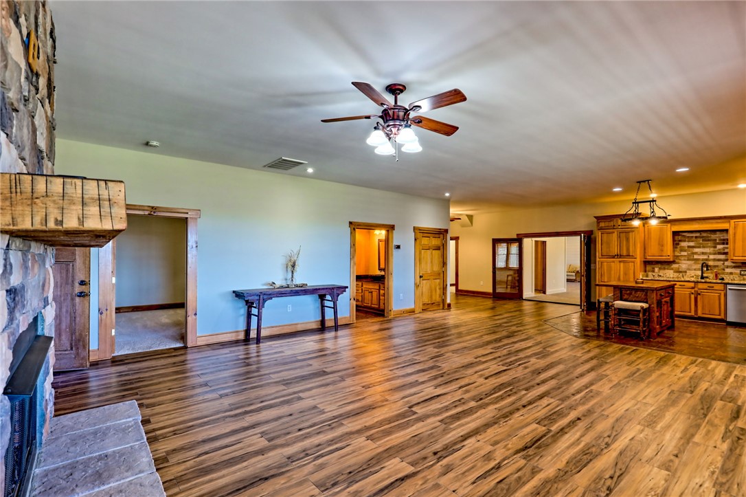 Mountain Rest, South Carolina 29664, United States, 3 Bedrooms Bedrooms, ,3 BathroomsBathrooms,Residential,Active,239961