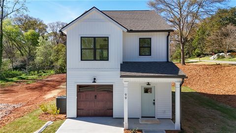 Photo of 99 Issaqueena Trail, Clemson, SC 29631 (MLS # 20299068)