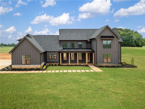 Homes For Sale - 744 Garrison Road<br/> Pelzer, SC 29669