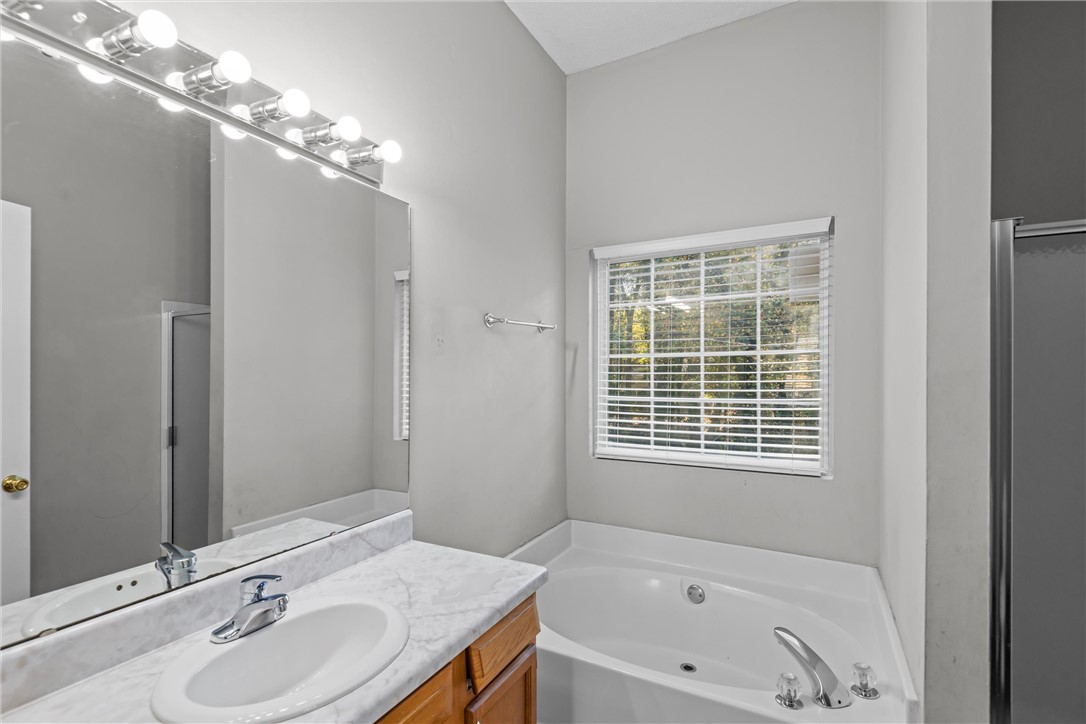 Anderson, South Carolina 29621, United States, 4 Bedrooms Bedrooms, ,3 BathroomsBathrooms,Residential,Active,232394