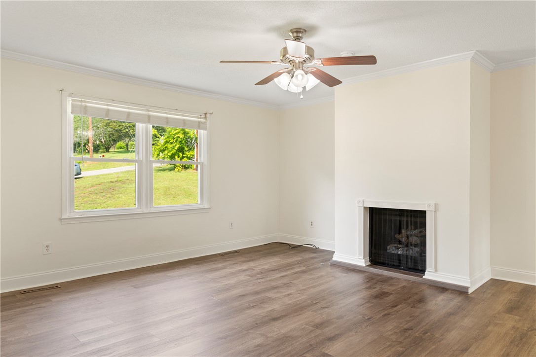 205 Fernwood Drive, Seneca, South Carolina image 3