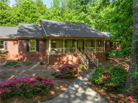 Photo of 40 Bald Rock Drive, Greenville, SC 29609 (MLS # 20300818)