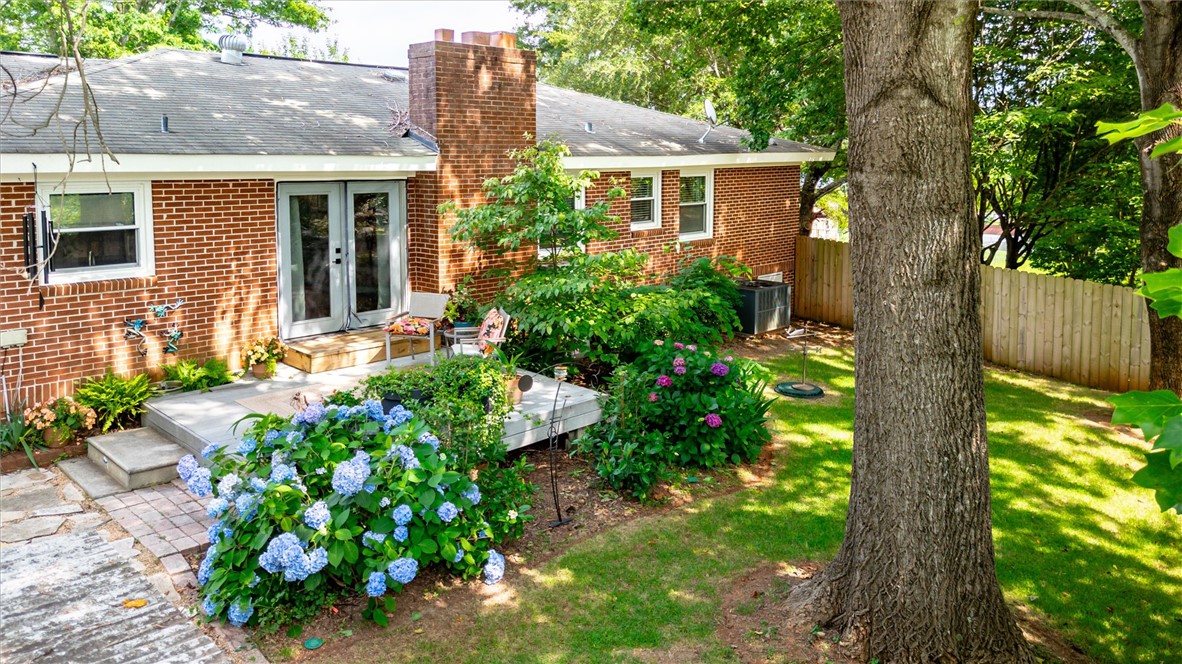 1111 Briarwood Drive, Seneca, South Carolina image 25