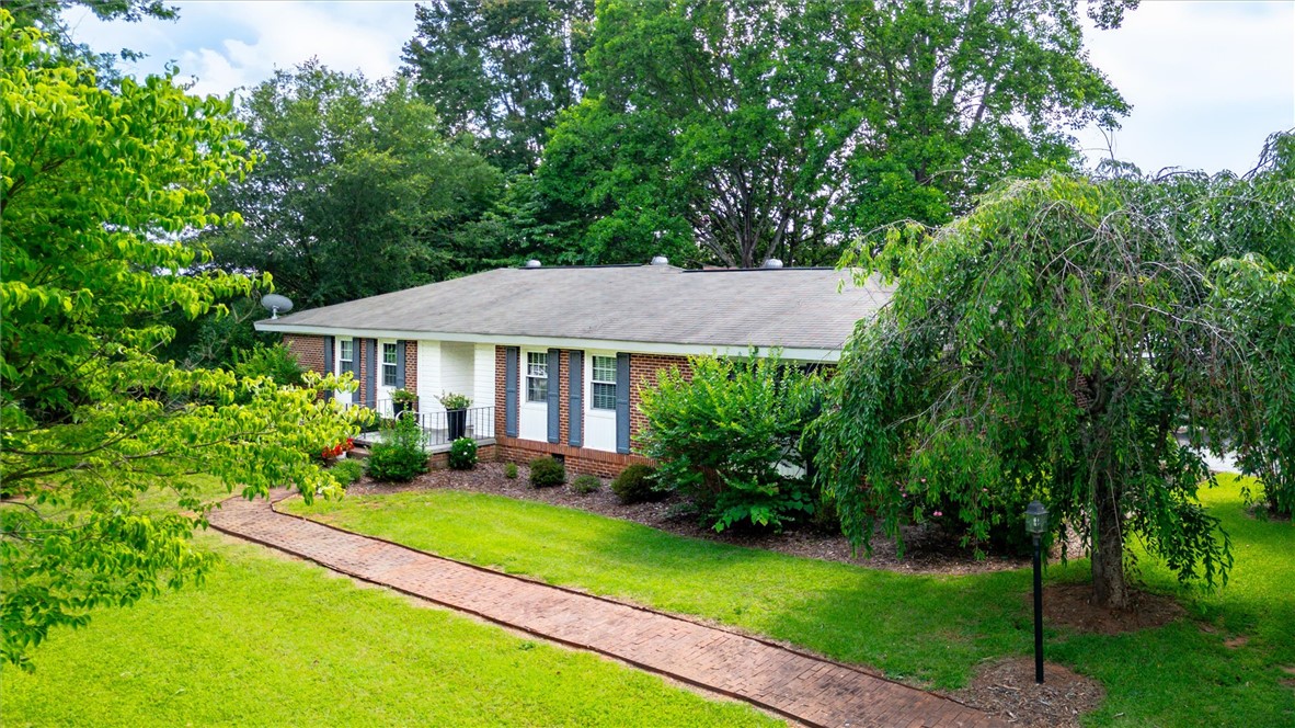 1111 Briarwood Drive, Seneca, South Carolina image 29