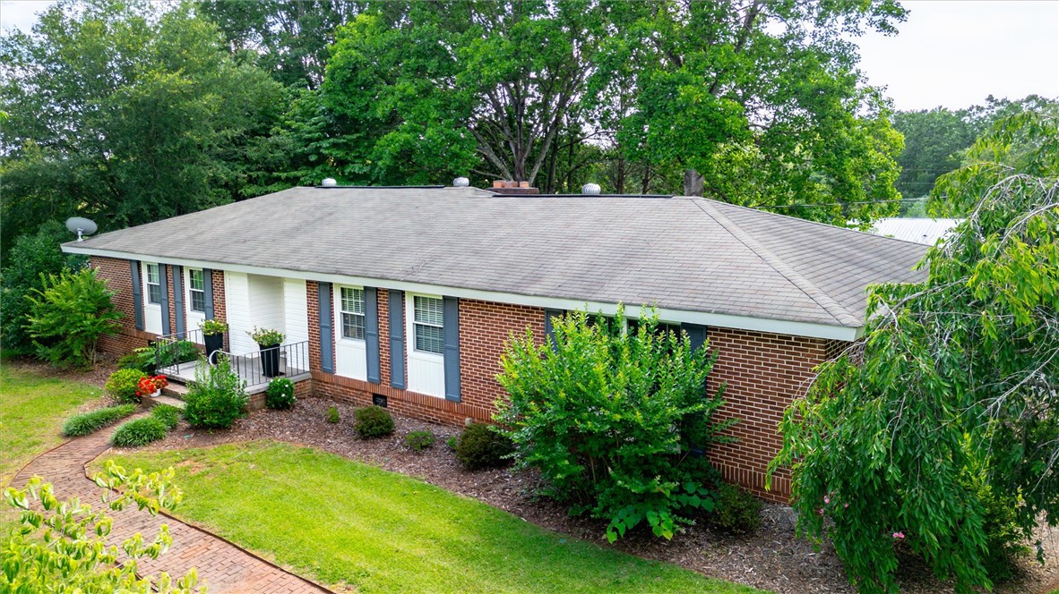 1111 Briarwood Drive, Seneca, South Carolina image 30