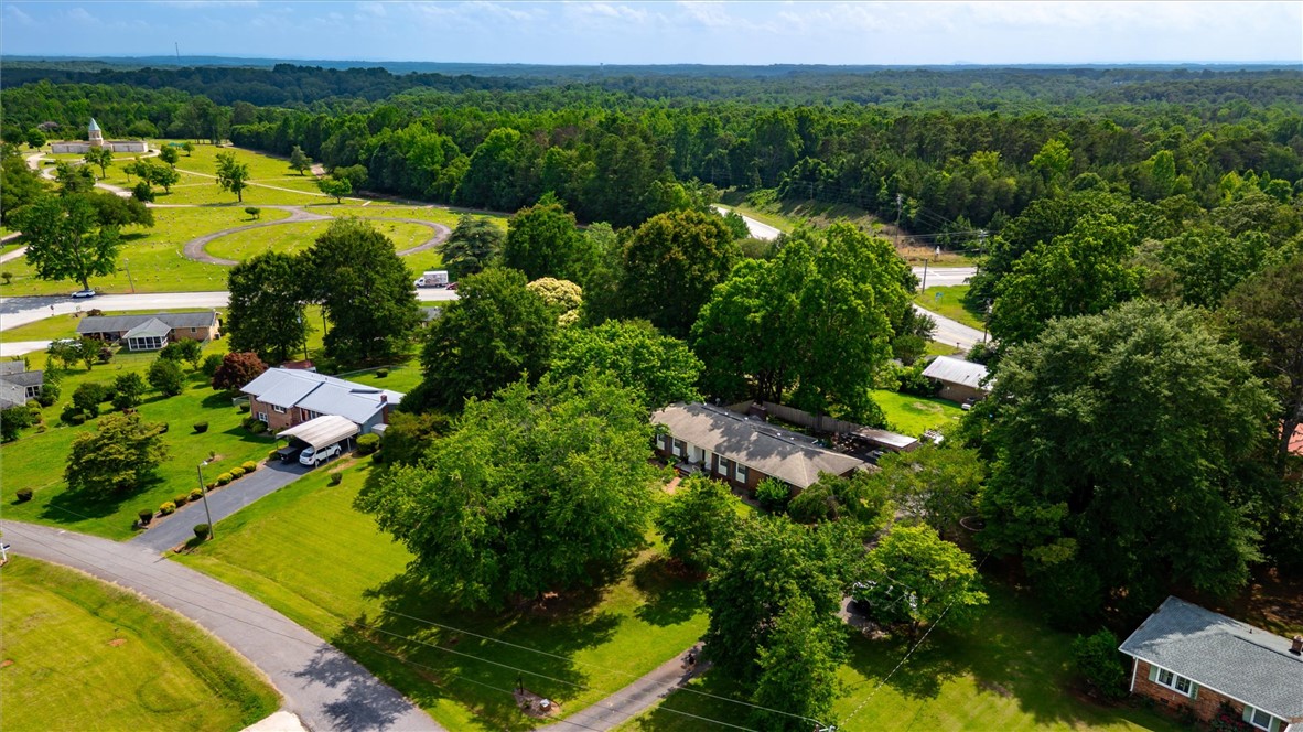 1111 Briarwood Drive, Seneca, South Carolina image 39