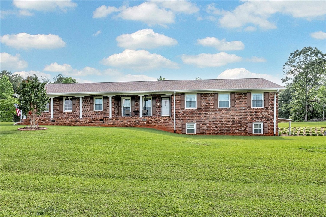 267 Crescent Hill Drive, Pickens, South Carolina image 2
