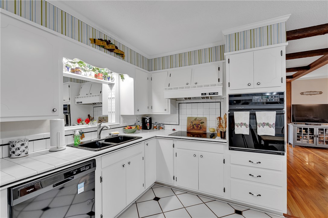 267 Crescent Hill Drive, Pickens, South Carolina image 11