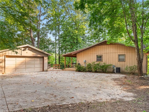 Photo of 160 Ricks Road, Fair Play, SC 29643 (MLS # 20305820)