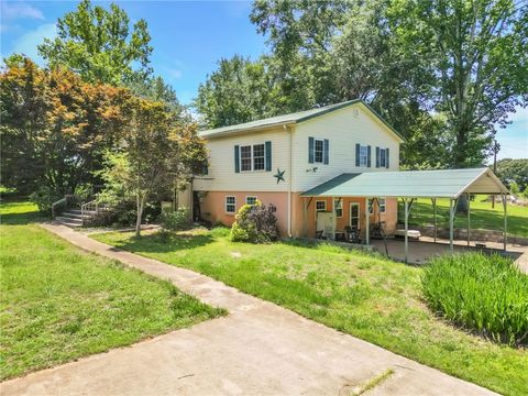 Photo of 602 Harper Road, Pendleton, SC 29670 (MLS # 20302946)