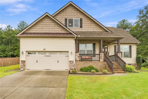 Photo of 302 Palins Court, Easley, SC 29642 (MLS # 20306610)