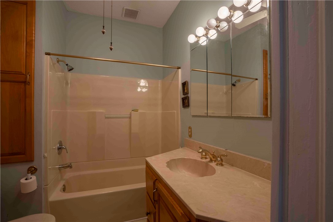 102 Wardlaw Street, Abbeville, South Carolina image 16