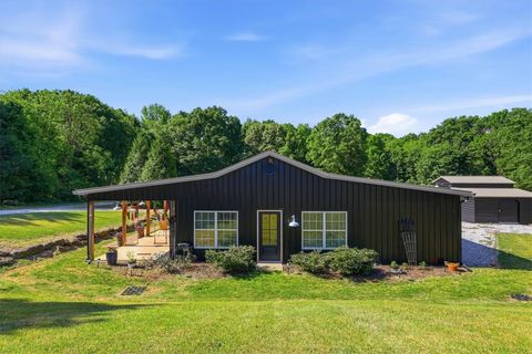 Photo of 150 Rodgers Road, Seneca, SC 29678 (MLS # 20300506)