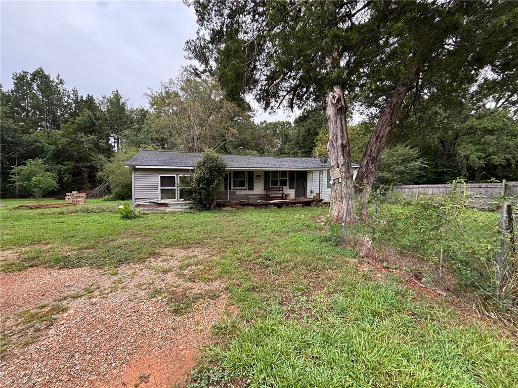 Abbeville, South Carolina 29620, United States, 2 Bedrooms Bedrooms, ,1 BathroomBathrooms,Residential,Active,185471