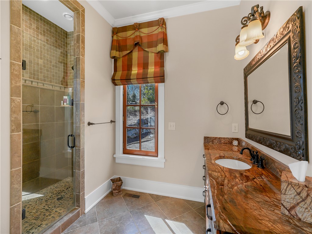 213 Jocassee Point Road, Salem, South Carolina image 20