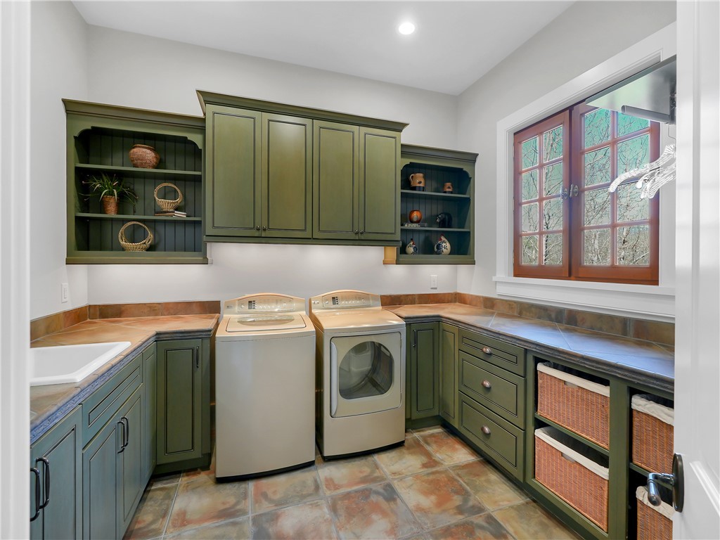 213 Jocassee Point Road, Salem, South Carolina image 21