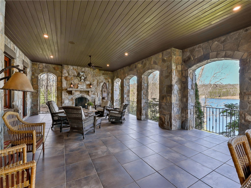213 Jocassee Point Road, Salem, South Carolina image 26