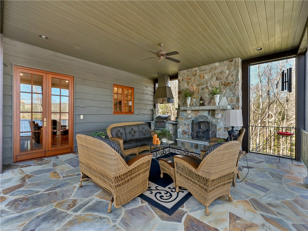 213 Jocassee Point Road, Salem, South Carolina image 14