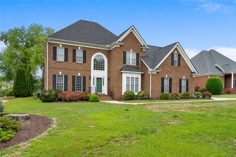 Photo of 108 Birch River Road, Greenville, SC 29611 (MLS # 20301491)