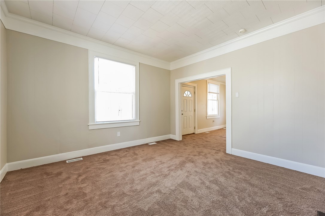 19 N Washington Avenue, Greenville, South Carolina image 3