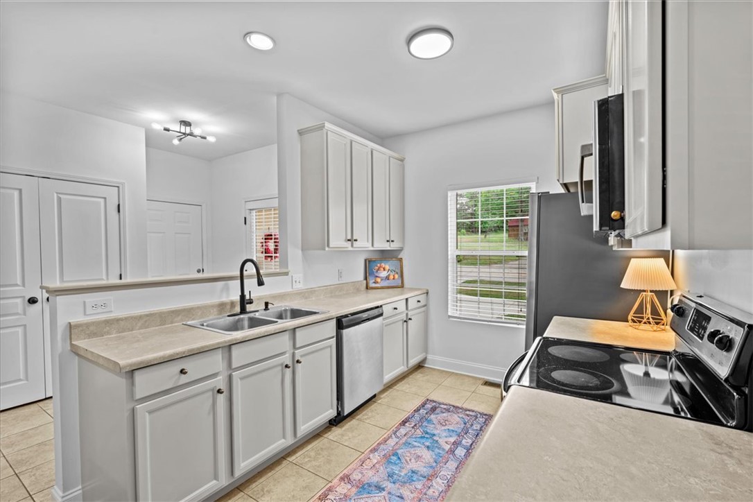 511 E Perkins Creek Road, Seneca, South Carolina image 4