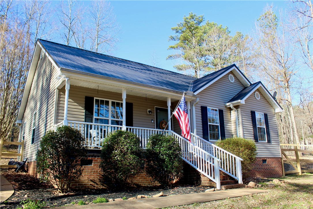 129 Eastview Drive, Pickens, South Carolina image 2