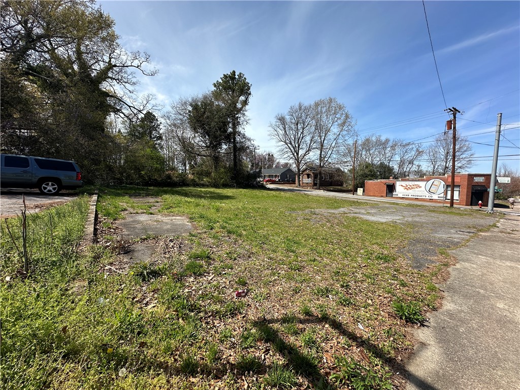 1002 S Main Street, Anderson, South Carolina image 2