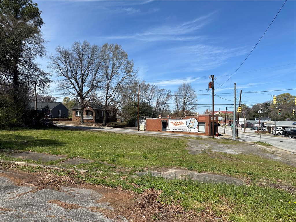 1002 S Main Street, Anderson, South Carolina image 8