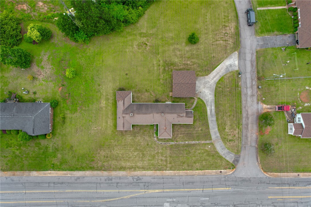 611 E. South 6th Street, Seneca, South Carolina image 40