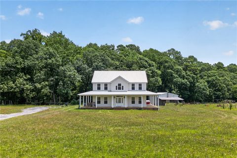Photo of 131 Singletree Lane, Belton, SC 29627 (MLS # 20303778)