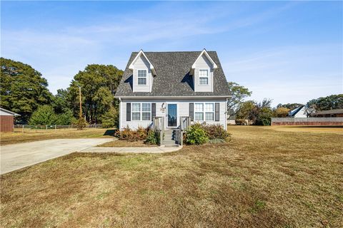 Photo of 118 Doris Avenue, Anderson, SC 29626 (MLS # 20294661)