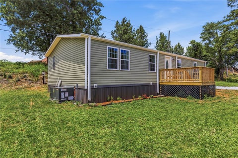 Mobile Home For Sale - 162 Crest Circle<br/> Spartanburg, SC 29302